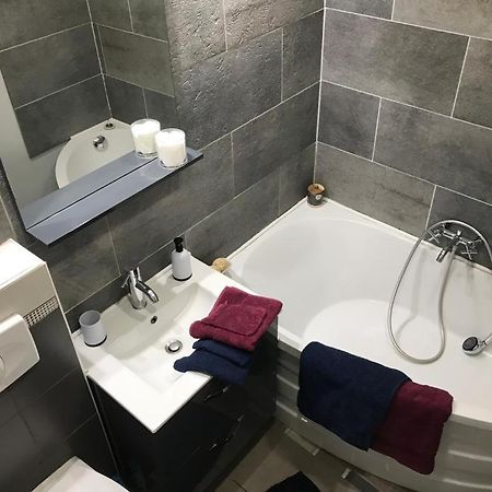 Bel Appartement Lumineux Avec Exterieur Rosieres-aux-Salines Exterior foto
